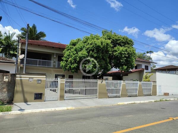 Casa em Guaramirim - Imigrantes