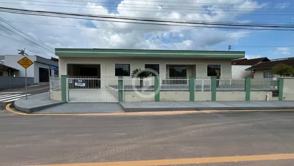 Casa em Guaramirim - Imigrantes