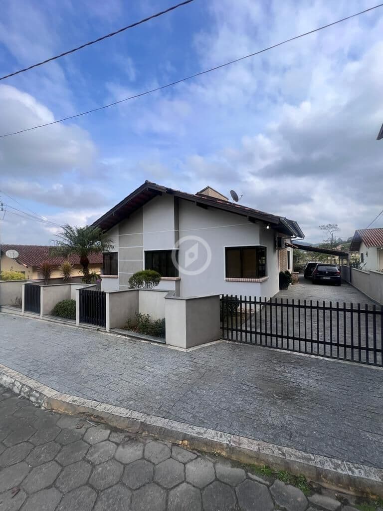 Casa em Guaramirim - Avaí