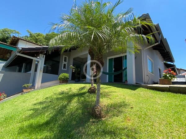 Casa em Guaramirim - Avaí