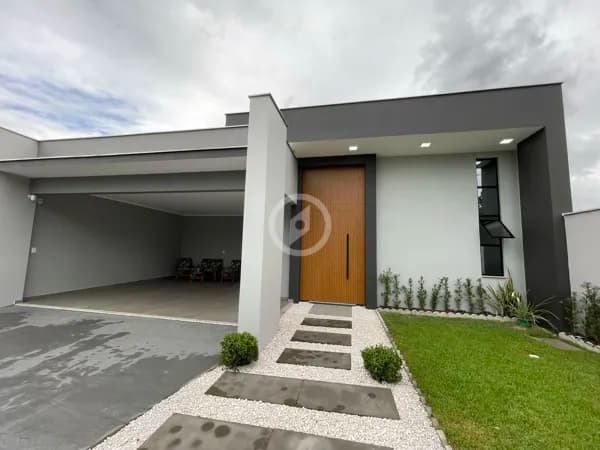 Casa Alto Padrão de 3 quartos sendo uma suíte