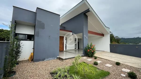 Casa em Guaramirim - Bananal do Sul