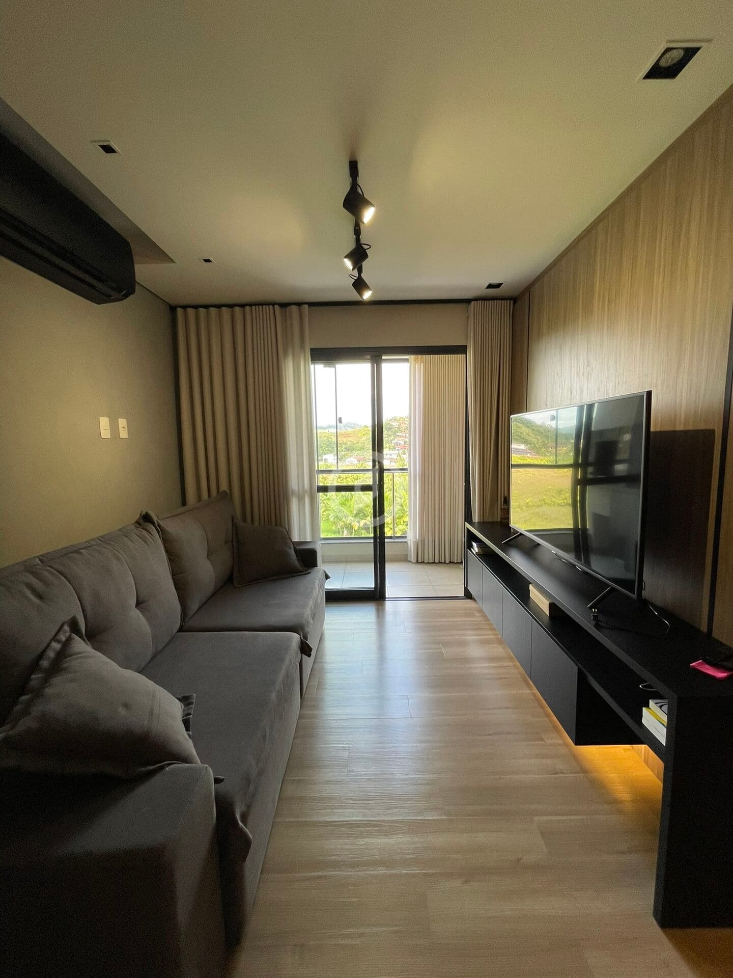 Apartamento pronto para morar de 3 quartos com duas vagas de garagem