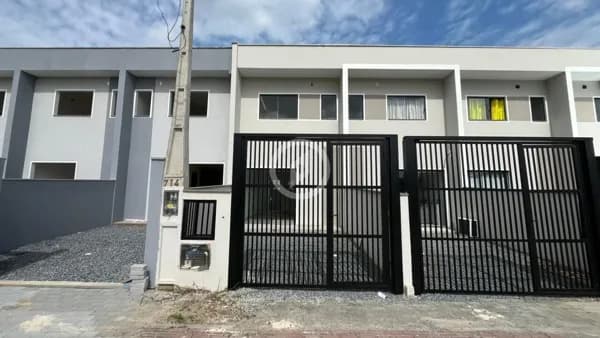 Casa em Guaramirim - Beira Rio