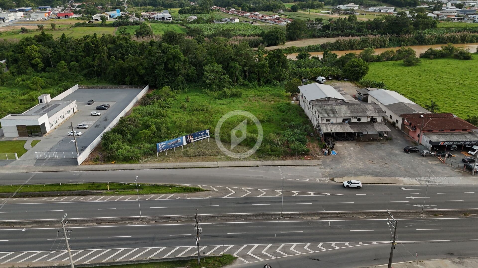 Terreno de frente para a BR-280