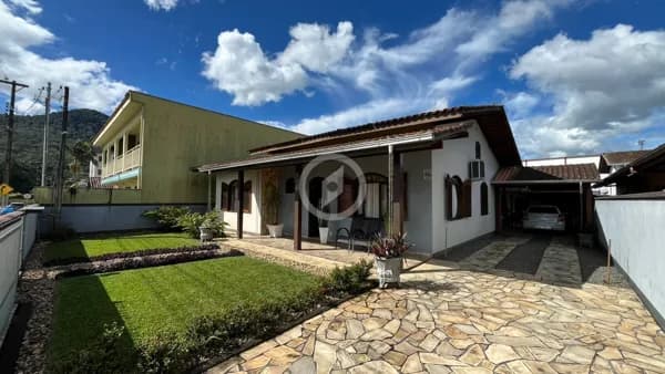 Casa em Guaramirim - Avaí