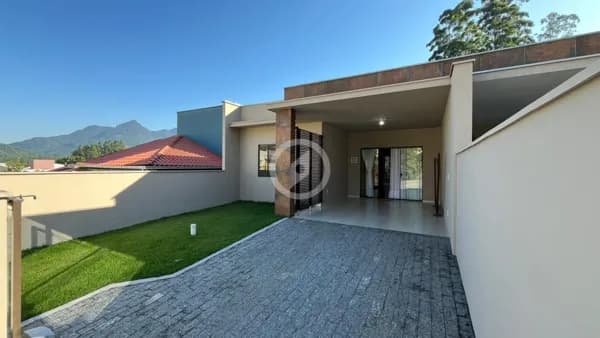 Casa em Guaramirim - Nova Esperança