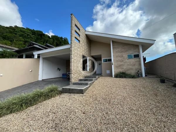 Casa em Guaramirim - Avaí