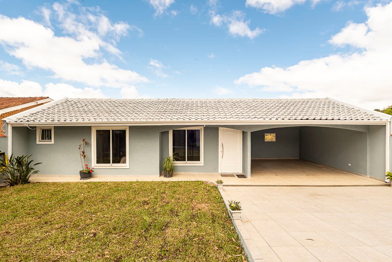 Casa duplex, 4 quartos, 1 suíte, 4 vagas de garagem