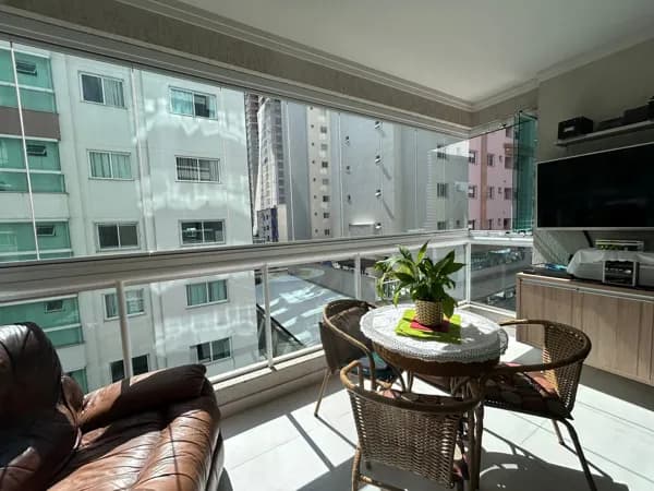Apartamento em Itapema - Meia Praia