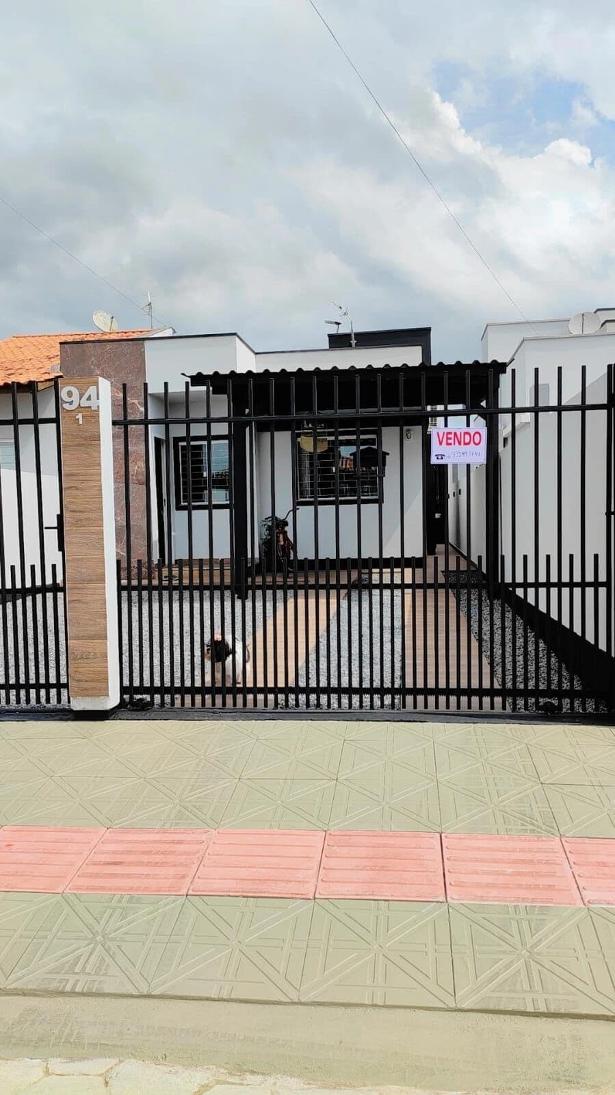 Morar Bem: Casa com Piscina e Área Gourmet à Venda