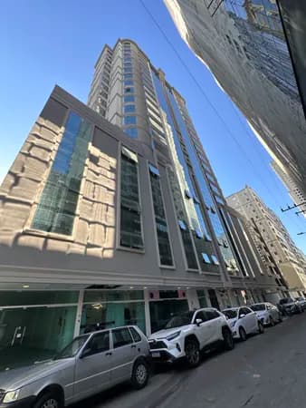 Apartamento em Itapema - Meia Praia