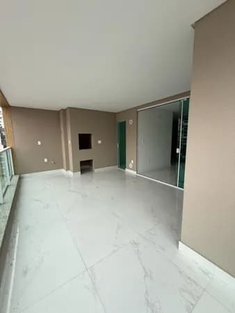 Apartamento em Itapema - Meia Praia