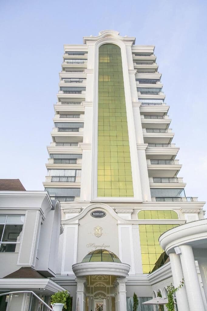 Apartamento em Itapema - Meia Praia