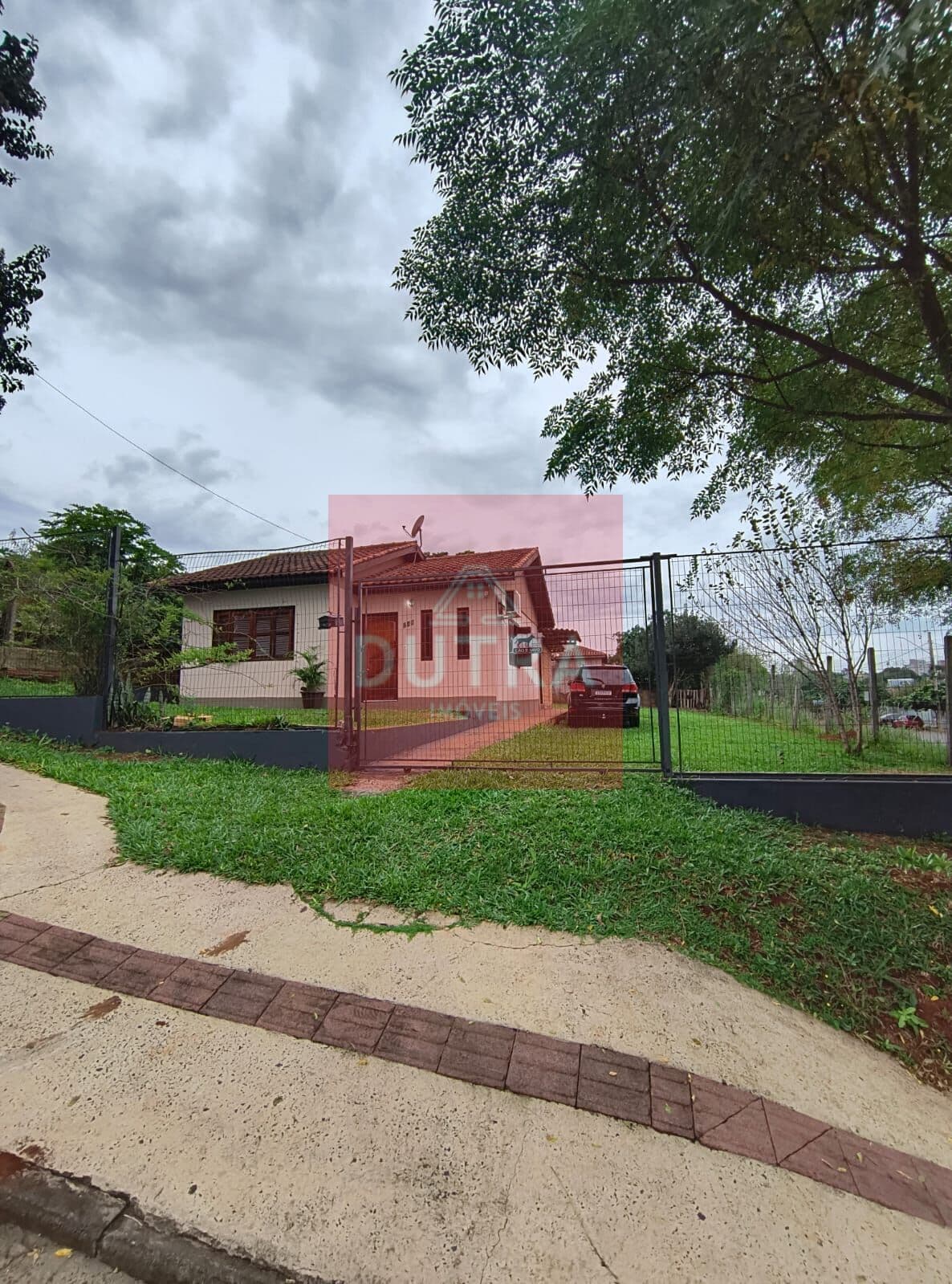 Casa em Santo Ângelo - Menges