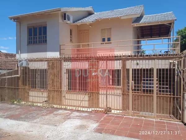 Casa em Santo Ângelo - centro sul