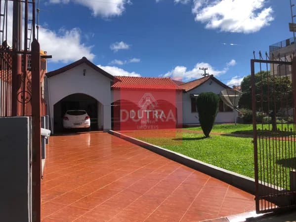 Casa em Santo Ângelo - Menges