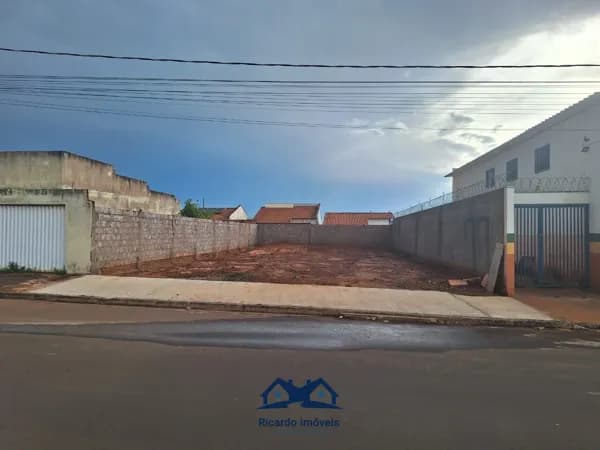 Lote/Terreno em Ituiutaba - Cidade Jardim