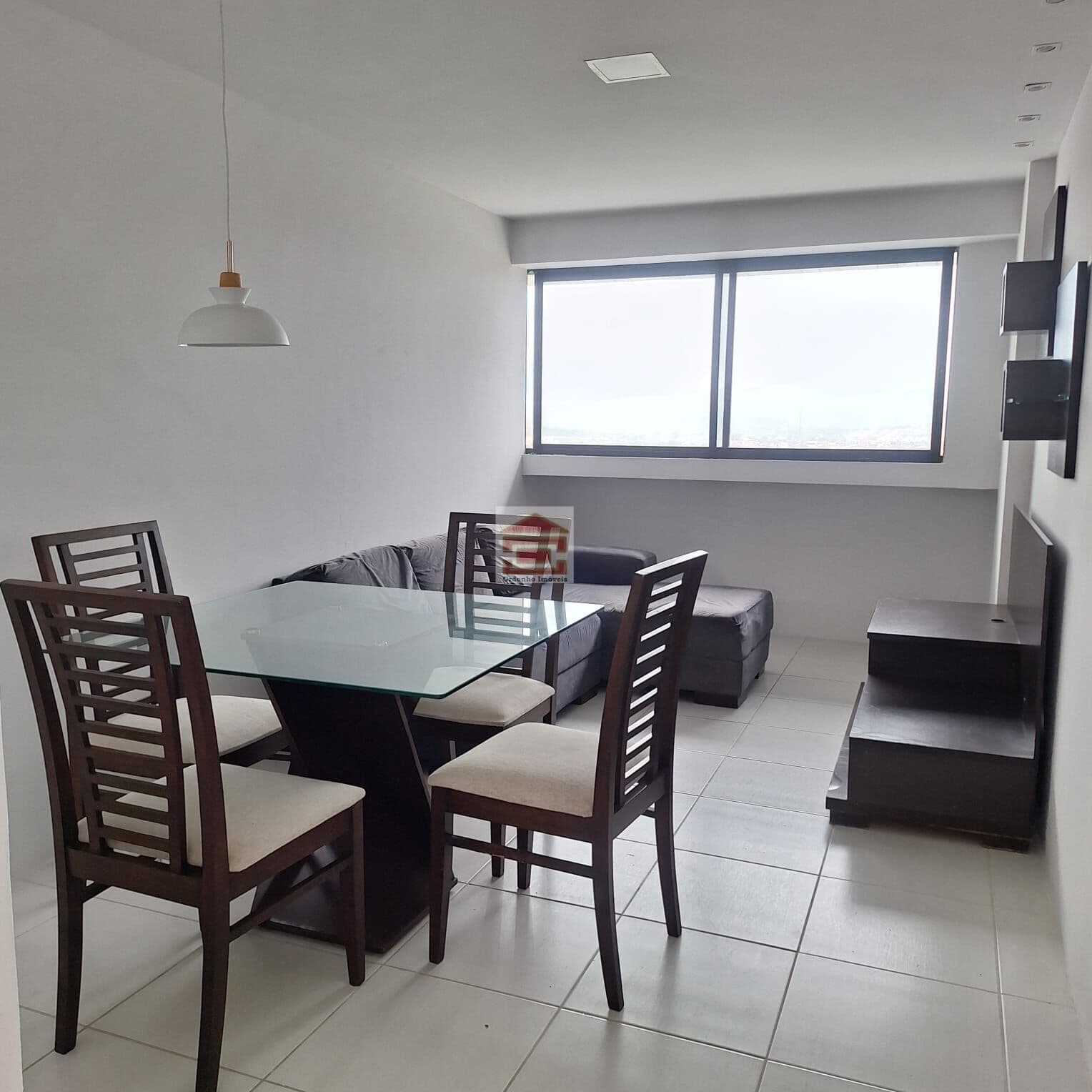 Alugo apartamento SEMI MOBILIADO, 2 quartos no Bairro universitário