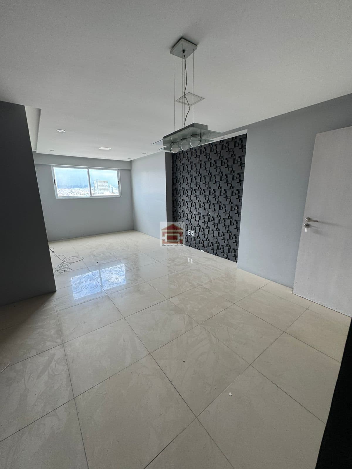 ALUGO APARTAMENTO, COM 03 QUARTOS, 75M2 COND EKO HOME CLUB