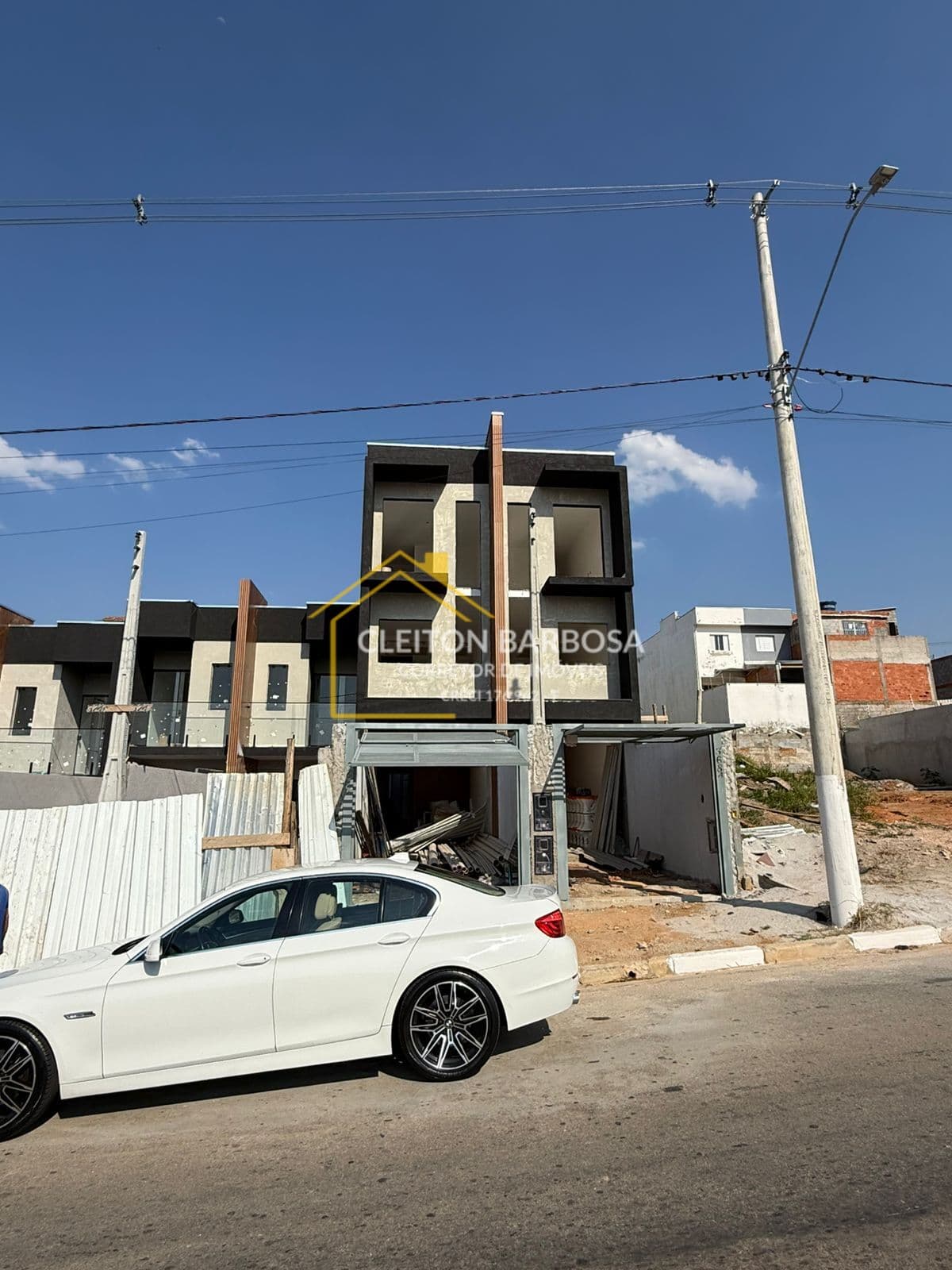 Sobrado venda com 3 Quartos sendo 1 suíte, 142 m² - Villa Real - Franco da Rocha - SP