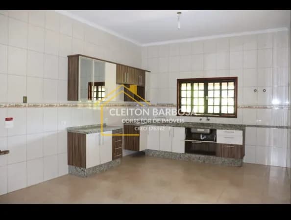 Chácara em Franco da Rocha com casa e um galpão trifásico - Chácaras Maristela - SP