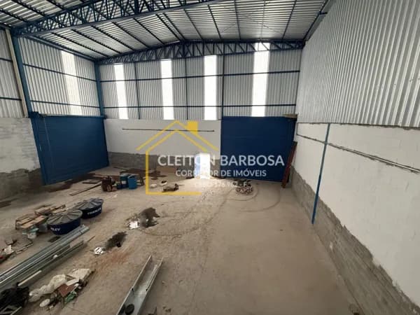 Excelente Galpão/ Salão Comercial 480m² refere se galpão de trás , em Vila Rosina - Caieiras/SP