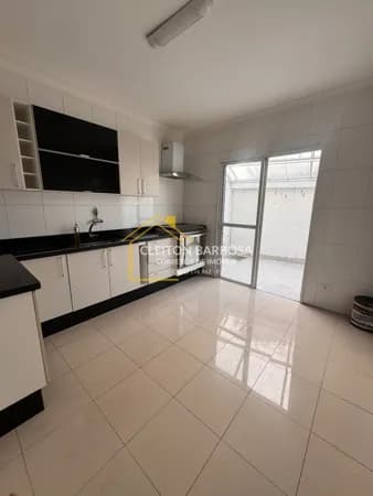 Sobrado em Condomínio 78m² para venda em Laranjeiras - Caieiras/SP