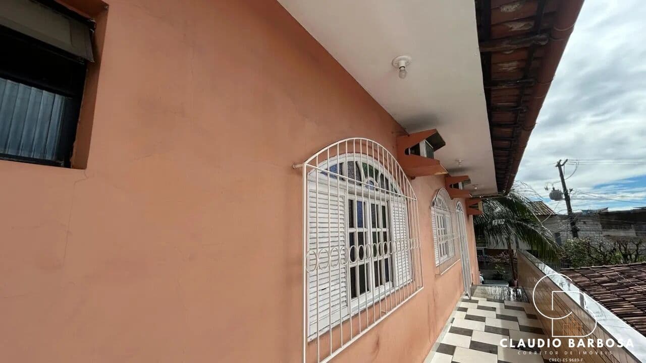 Casa com 3 quartos/suíte em Jardim Guadalajara- Vila Velha- TERRAÇO