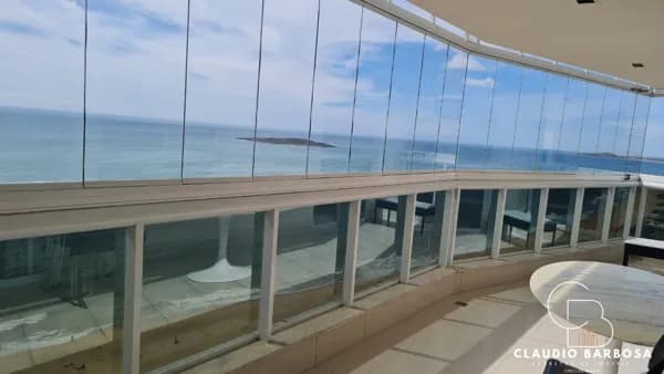 Luxuosa Cobertura Duplex de Frente para o mar na Praia de Itaparica!!