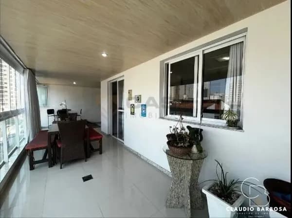 🌅 Lindo Apartamento de 03 Quartos em Itapuã com Varanda e Lazer Completo! 🏡