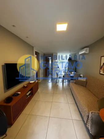 Flat com 2 suítes a 100 metros da Praia em Guarajuba