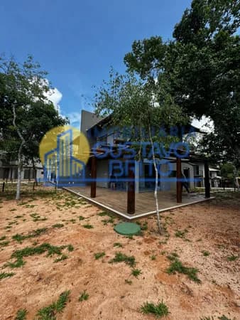 Casa Padrão com 3 quartos, nascente, área ampla, na Praia do Forte