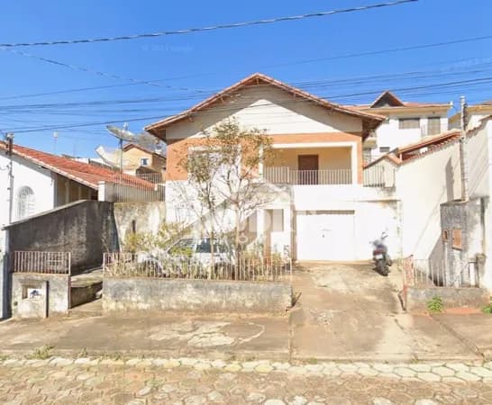 Casa em Santa Rita do Sapucaí - Delcides Teles