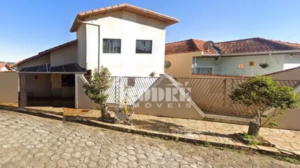 Casa em Santa Rita do Sapucaí - Santana l