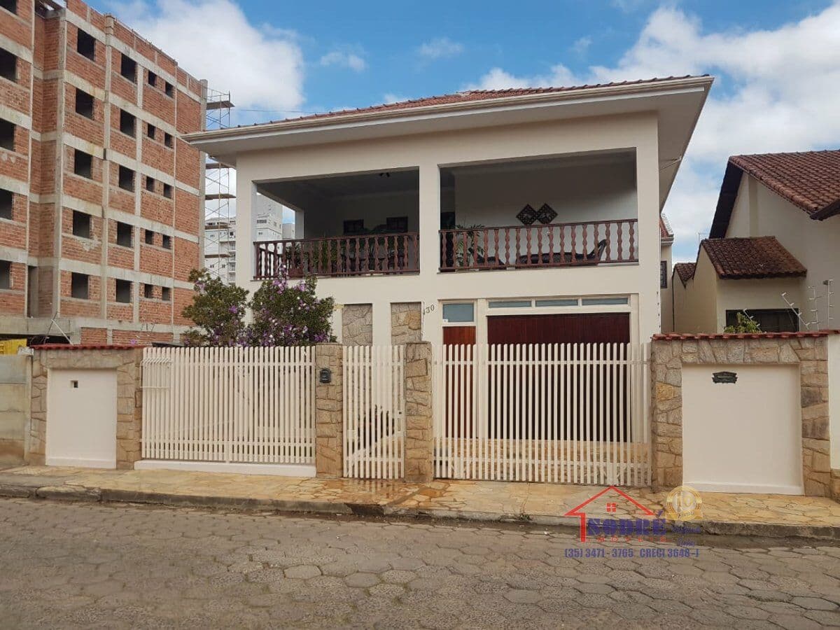 Casa Padrão para Venda em Família Andrade Santa Rita do Sapucaí-MG