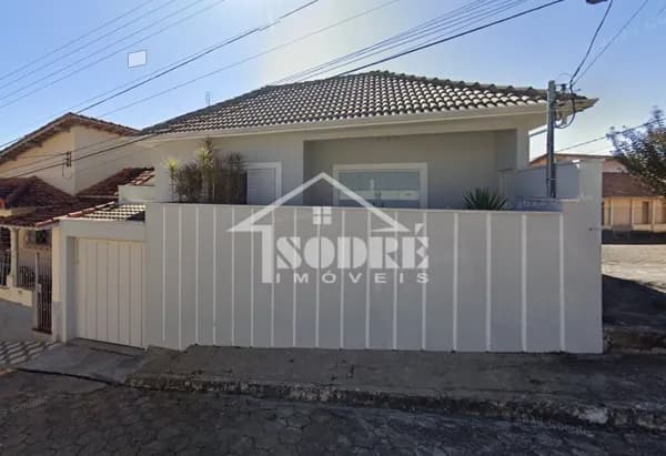 Casa em Santa Rita do Sapucaí - Delcides Teles