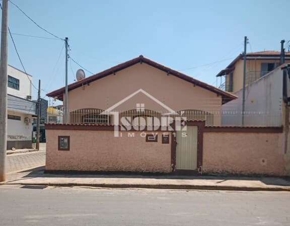 Casa Padrão à venda em Santa Rita do Sapucaí/MG