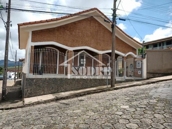 Casa Padrão à venda em Santa Rita do Sapucaí/MG