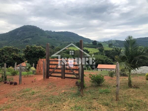 Fazenda/Sítios/Chácaras em Santa Rita do Sapucaí - B. das Posses