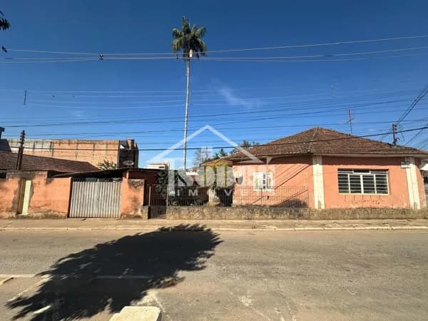 Casa em Santa Rita do Sapucaí - Centro