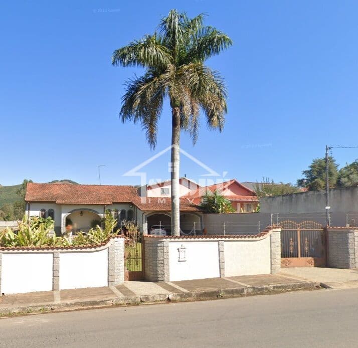 Casa em Santa Rita do Sapucaí - Jardim Santo Antônio
