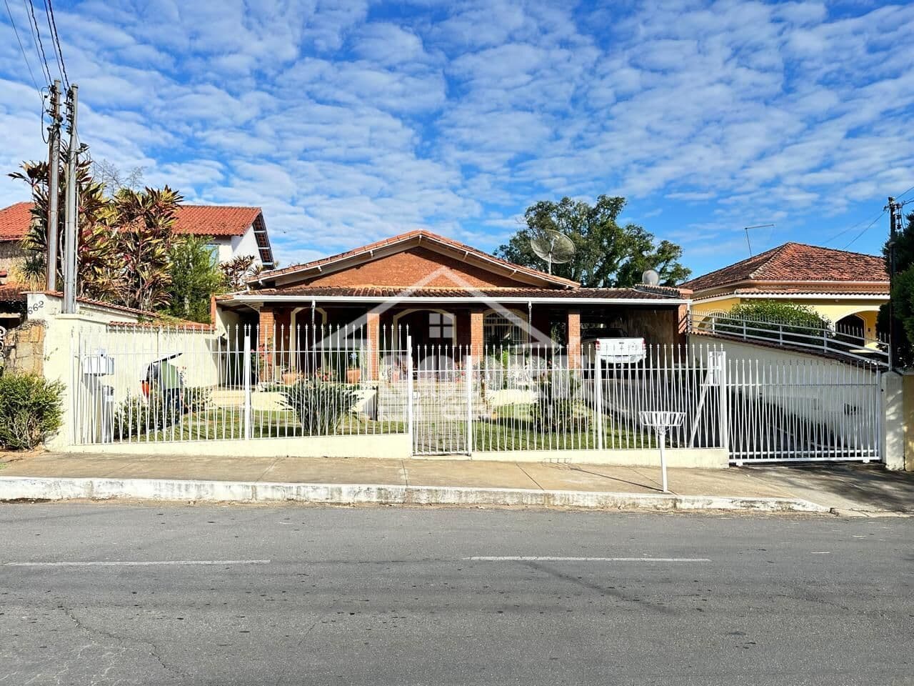 Casa em Santa Rita do Sapucaí - Jardim Santo Antônio