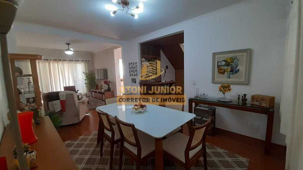 Sobrado 3 dormitórios sendo 1 com suíte, 4 vagas, 250m² - Itaim Bibi