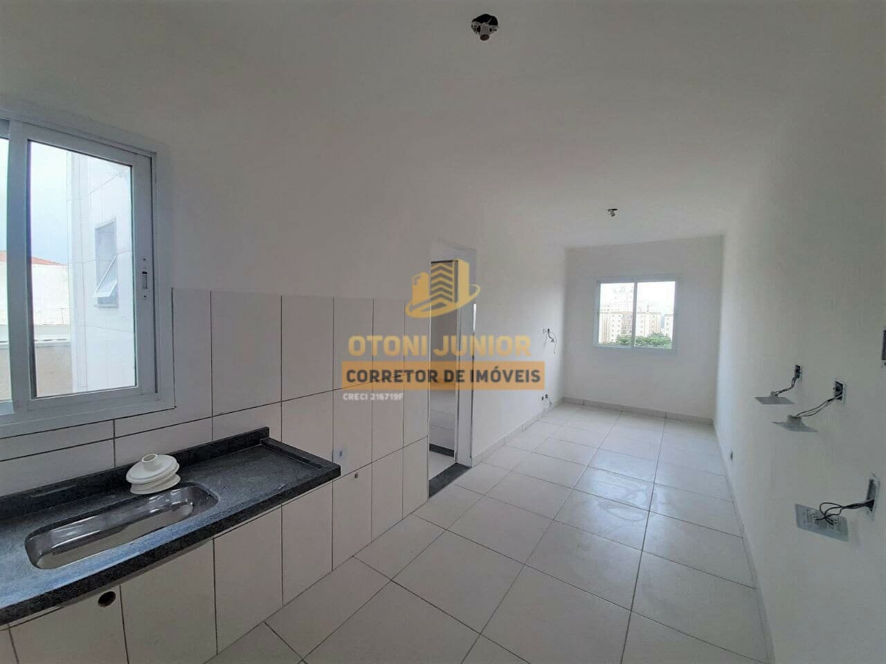 Apartamento, Av. Sabará