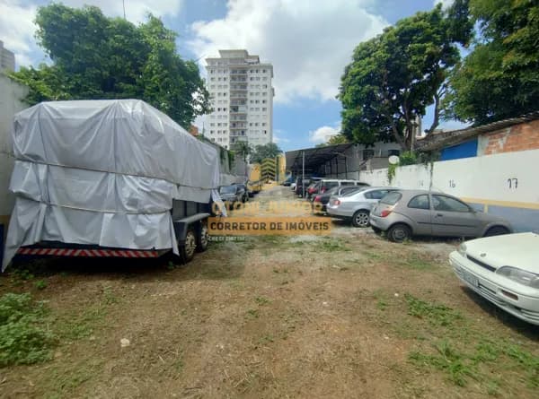 Terreno com 720 m², Zoneamento ZM