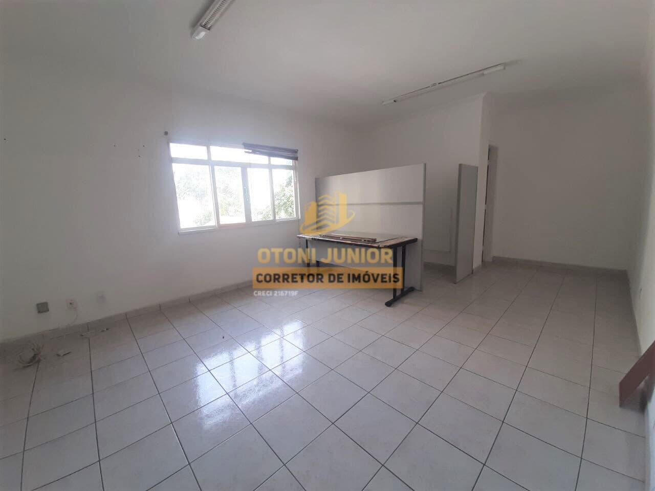 Sala Comercial Chácara Inglesa