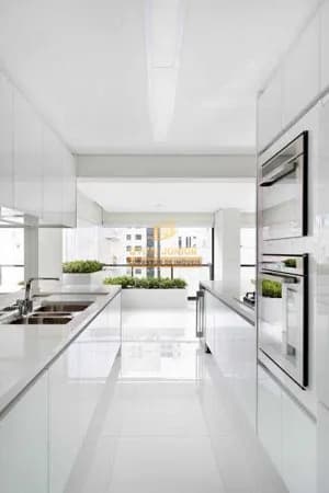 Apartamento de alto padrão na região de Moema, 188m² , 3 vagas e 1 suíte - R$4.300.000,00