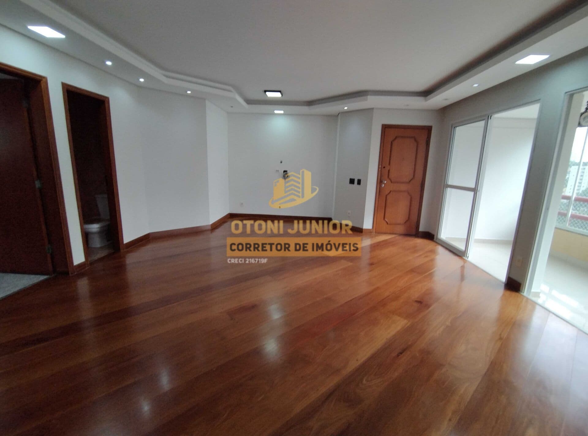 Lindo apartamento com 3 Dormitórios | 3 vagas | 153m²