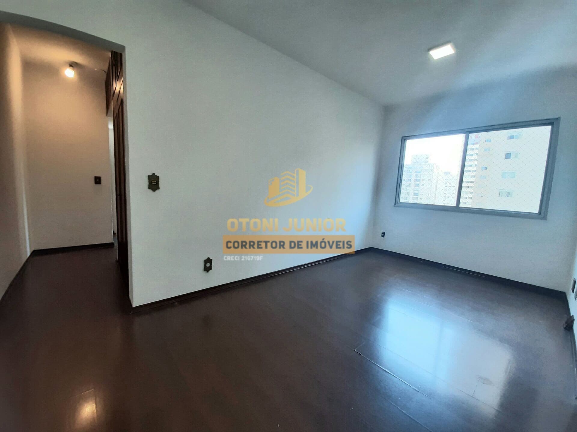 Alugo Apartamento 55M², Metrô Campo Belo